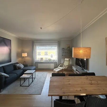 Elegant Retreat In The Heart Of Frederiksberg 公寓 哥本哈根